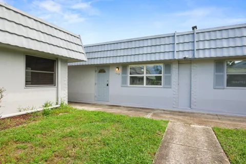 202 BEDFORD TRAIL #113