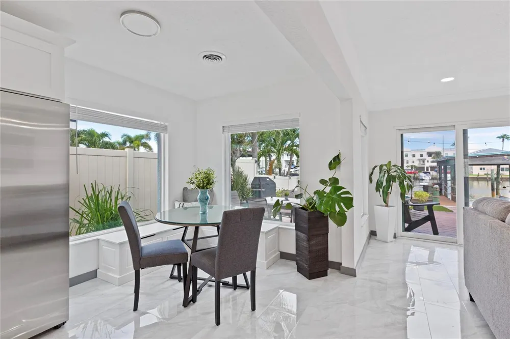 166 BAYSIDE DRIVE Clearwater, FL 33767
