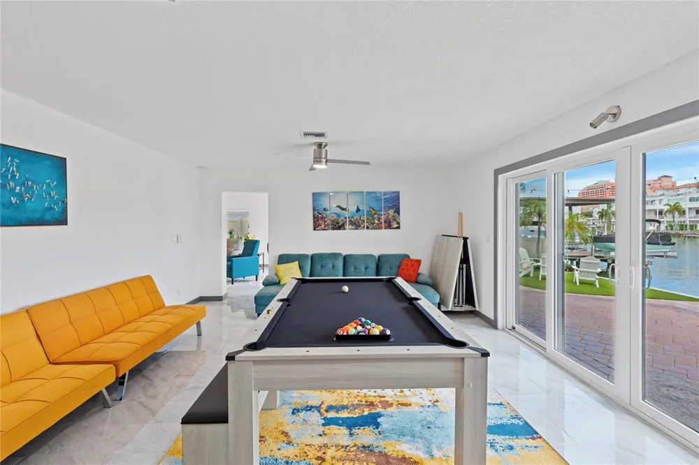 166 BAYSIDE DRIVE Clearwater, FL 33767