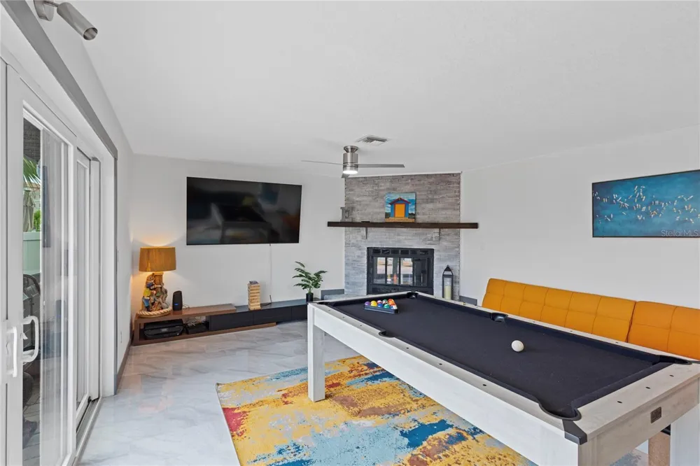 166 BAYSIDE DRIVE Clearwater, FL 33767