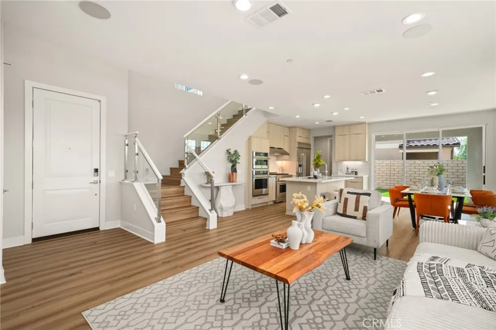 575 Patten Ave Placentia, CA 92870