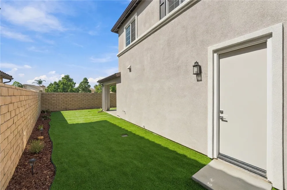 575 Patten Ave Placentia, CA 92870