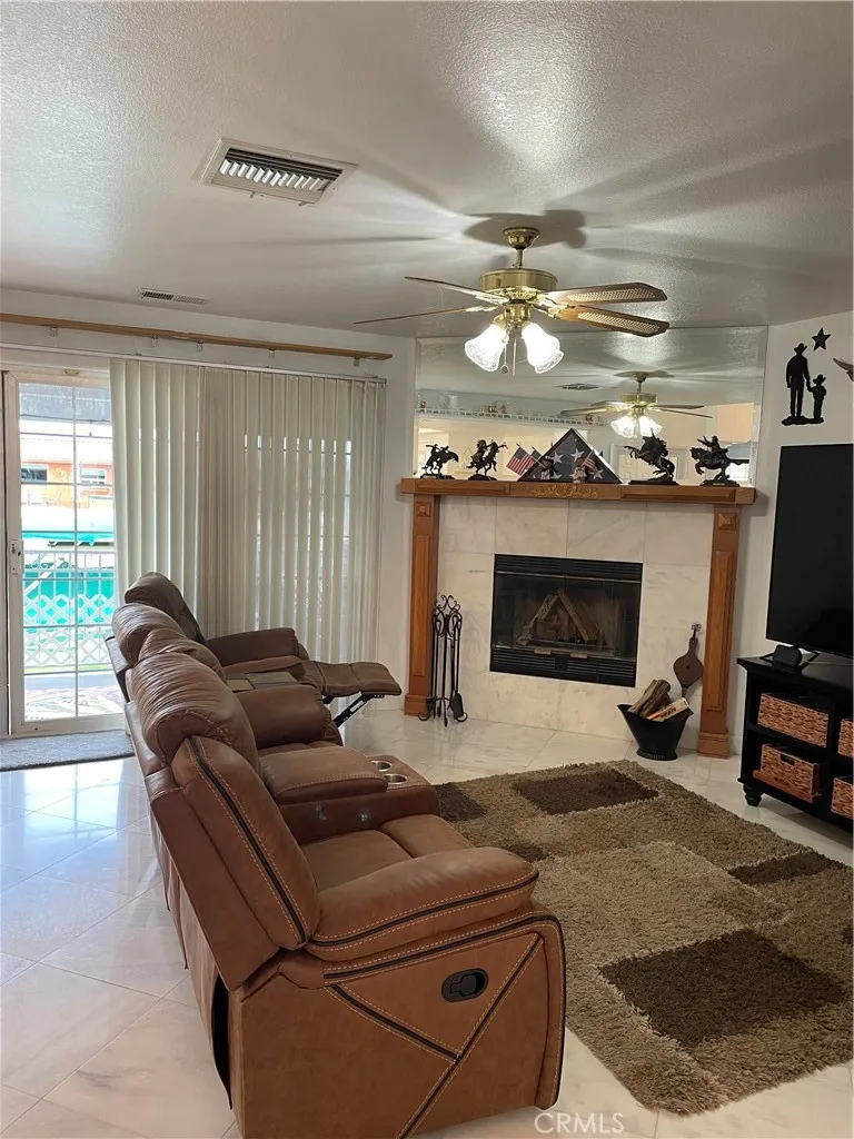 14501 Hurricane Lane Helendale, CA 92342
