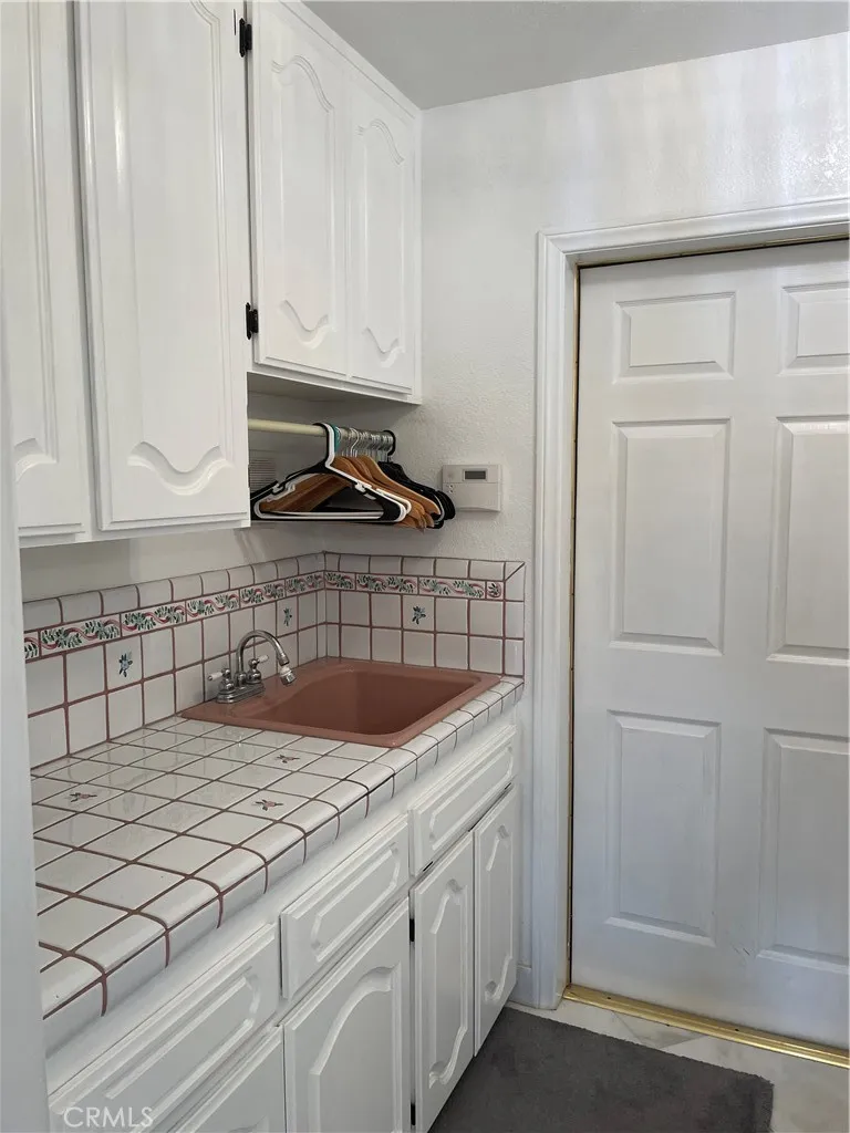 14501 Hurricane Lane Helendale, CA 92342