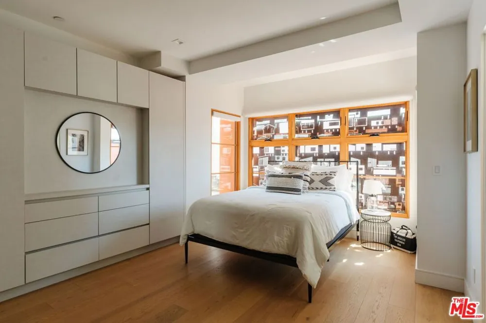 1035 Vista Street West Hollywood, CA 90046
