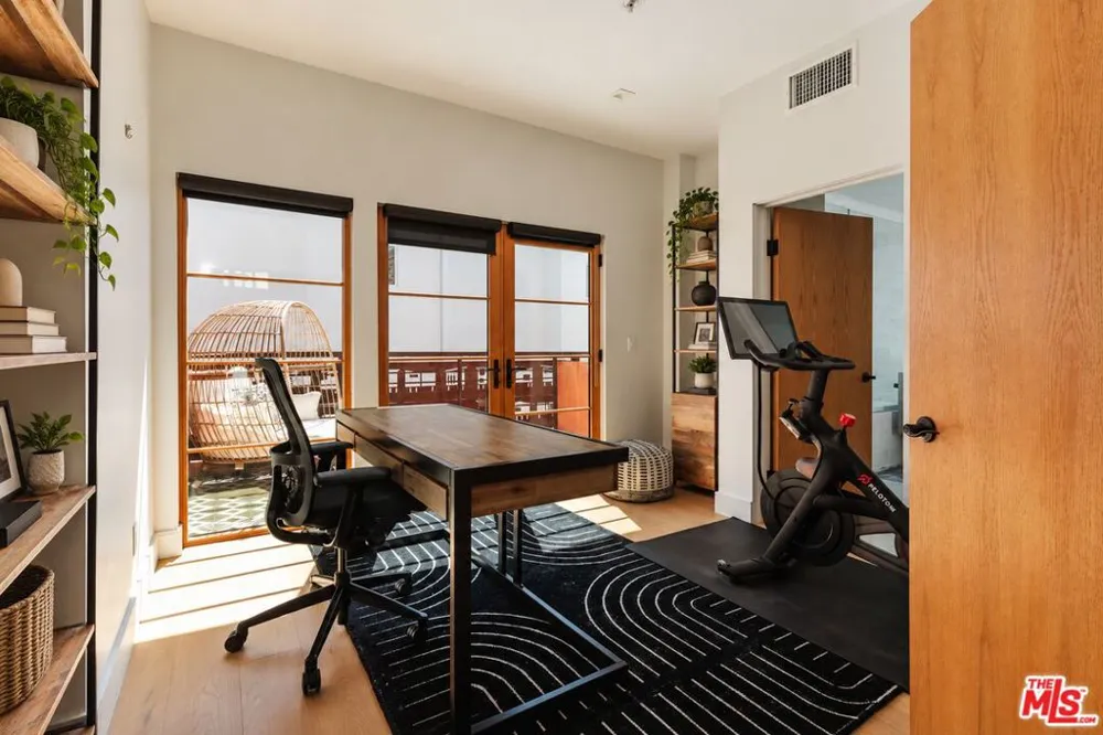 1035 Vista Street West Hollywood, CA 90046