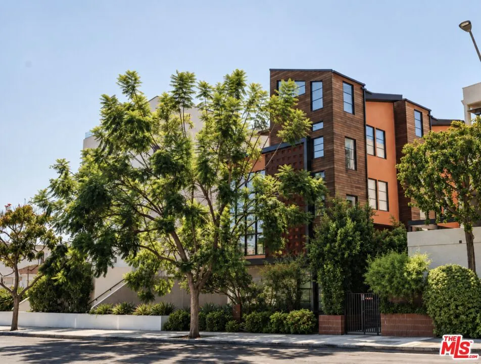 1035 Vista Street West Hollywood, CA 90046