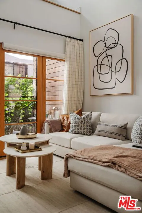 1035 Vista Street West Hollywood, CA 90046