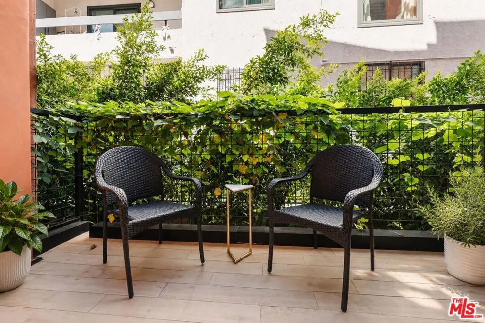 1035 Vista Street West Hollywood, CA 90046