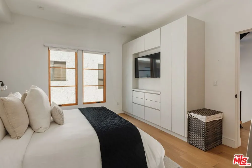 1035 Vista Street West Hollywood, CA 90046