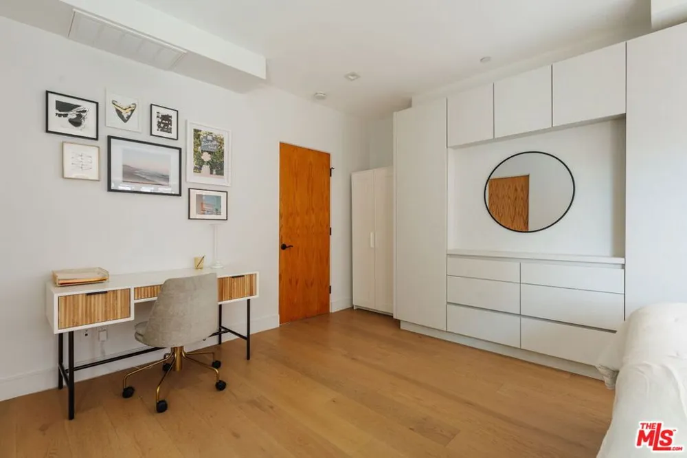 1035 Vista Street West Hollywood, CA 90046