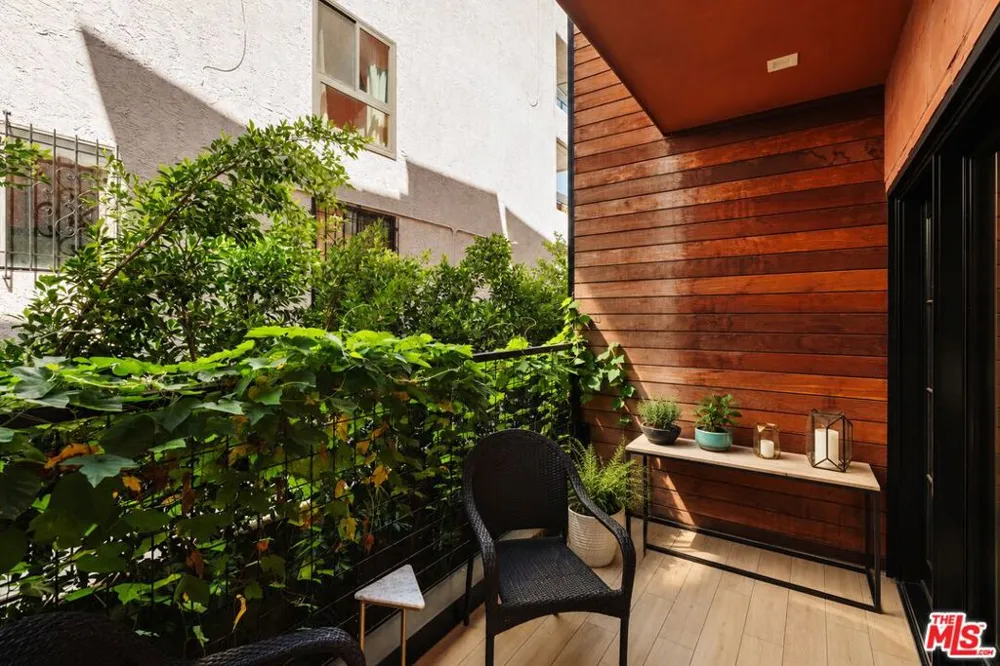 1035 Vista Street West Hollywood, CA 90046