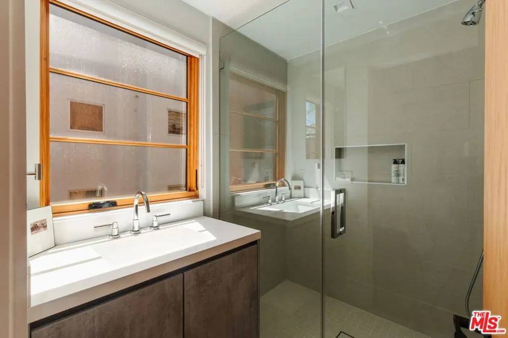 1035 Vista Street West Hollywood, CA 90046