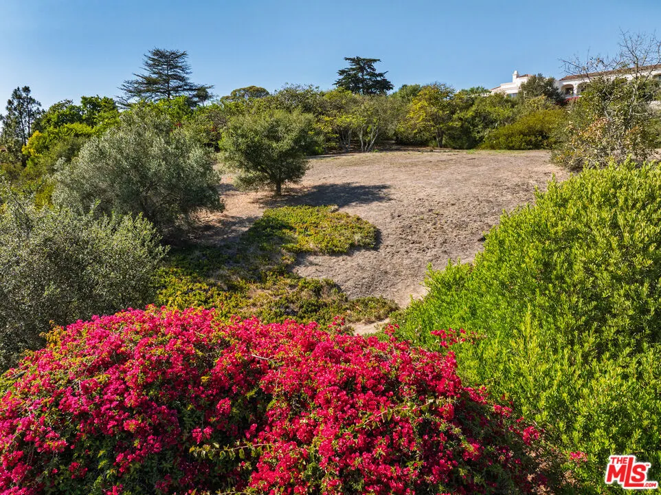 3324 Campanil Santa Barbara, CA 93109