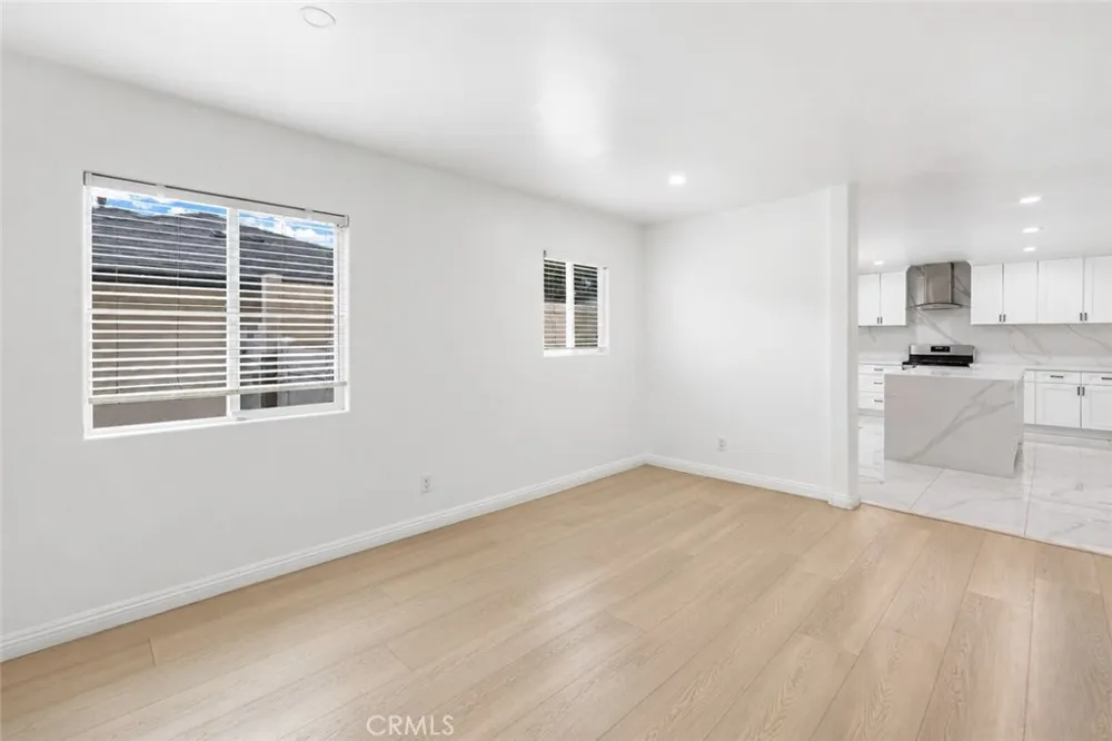 7035 Calhoun Avenue Van Nuys, CA 91405