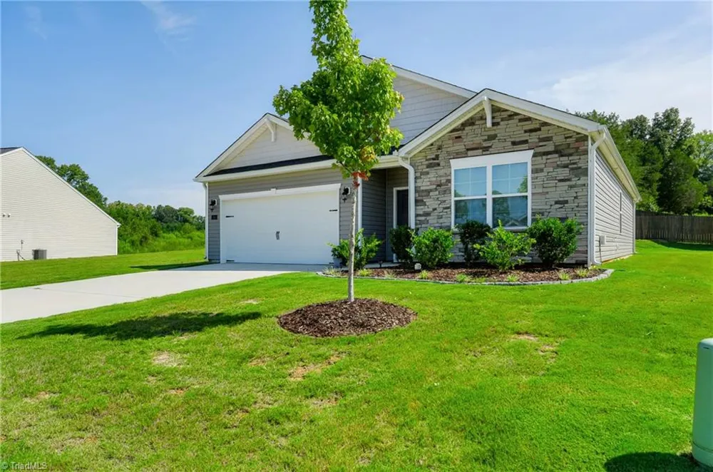 664 Starfall Road Graham, NC 27253