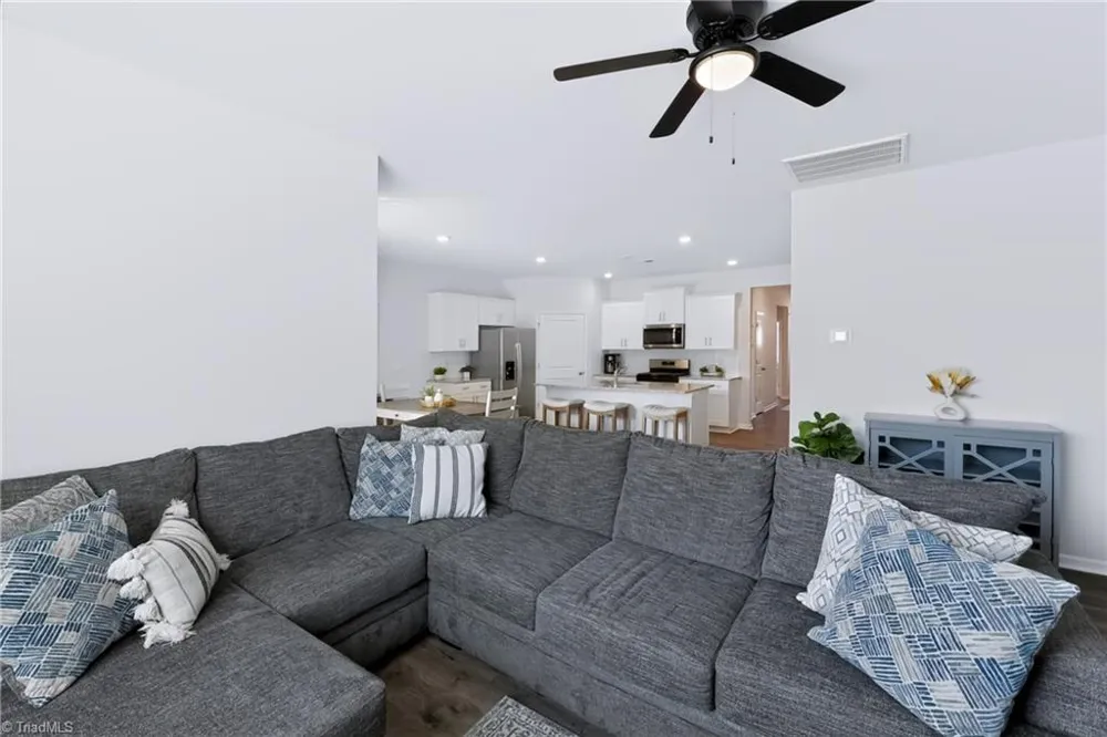 664 Starfall Road Graham, NC 27253
