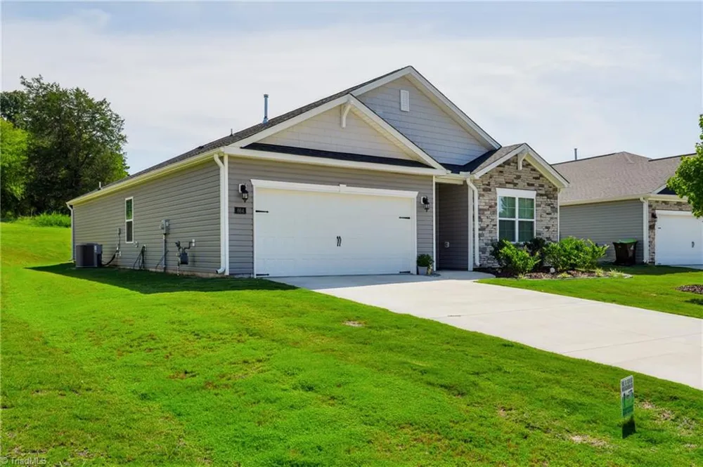 664 Starfall Road Graham, NC 27253