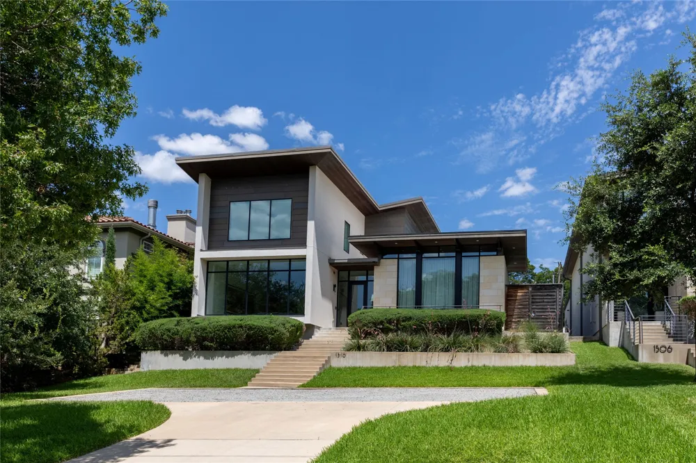 1510 Eastus Drive Dallas, TX 75208