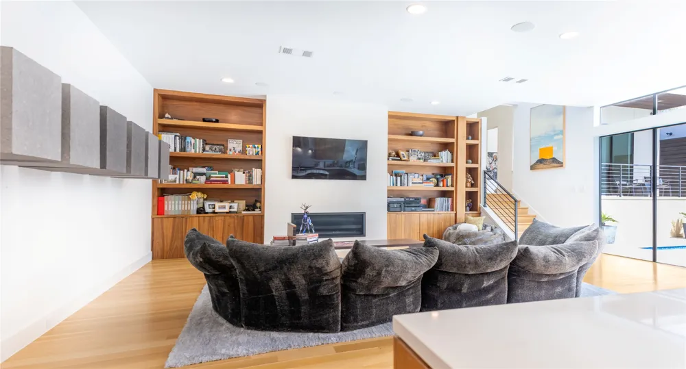 1510 Eastus Drive Dallas, TX 75208