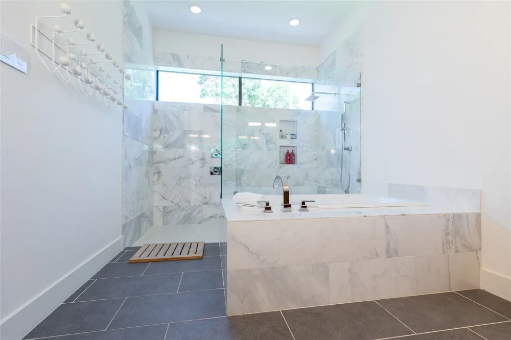 1510 Eastus Drive Dallas, TX 75208