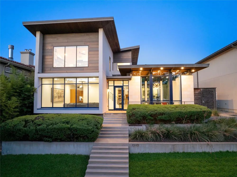 1510 Eastus Drive Dallas, TX 75208