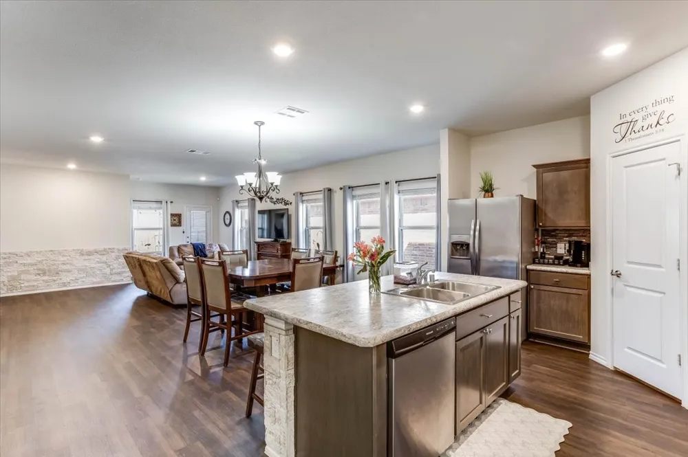 220 Evers Way Denton, TX 76207