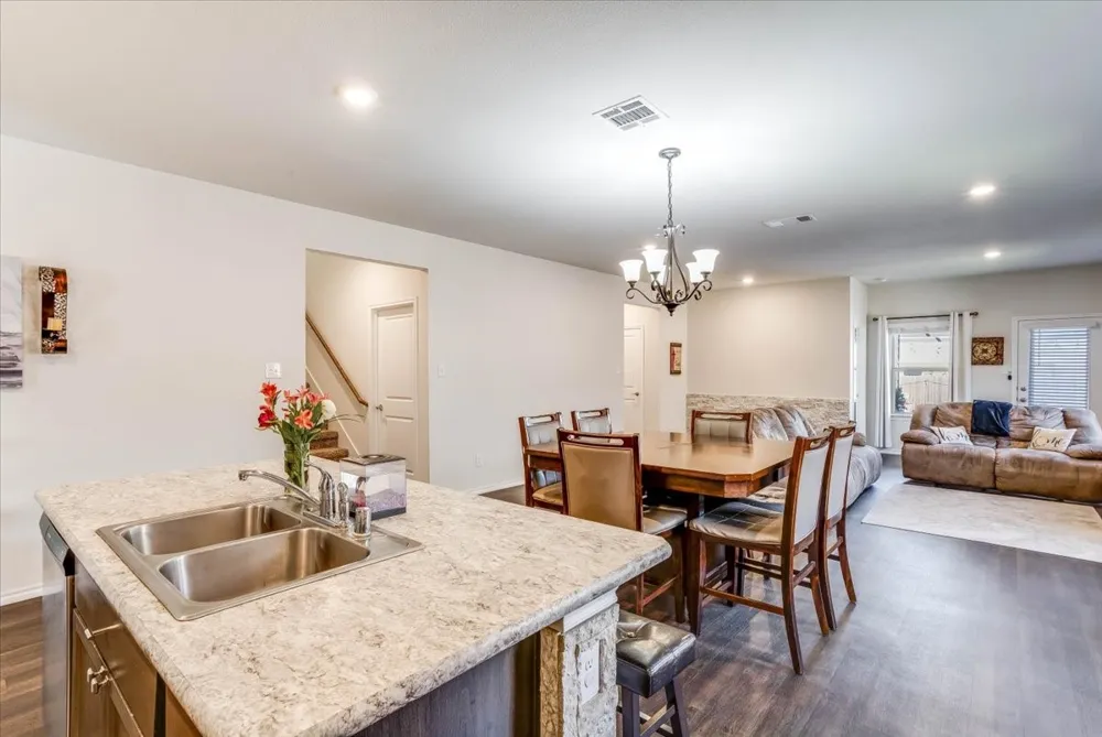 220 Evers Way Denton, TX 76207