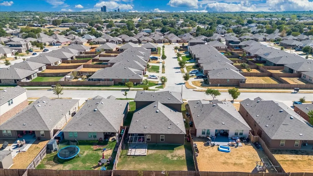 220 Evers Way Denton, TX 76207