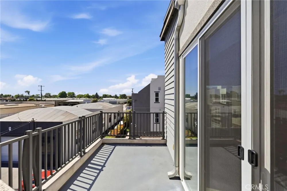 783 Wonder Lane Costa Mesa, CA 92627