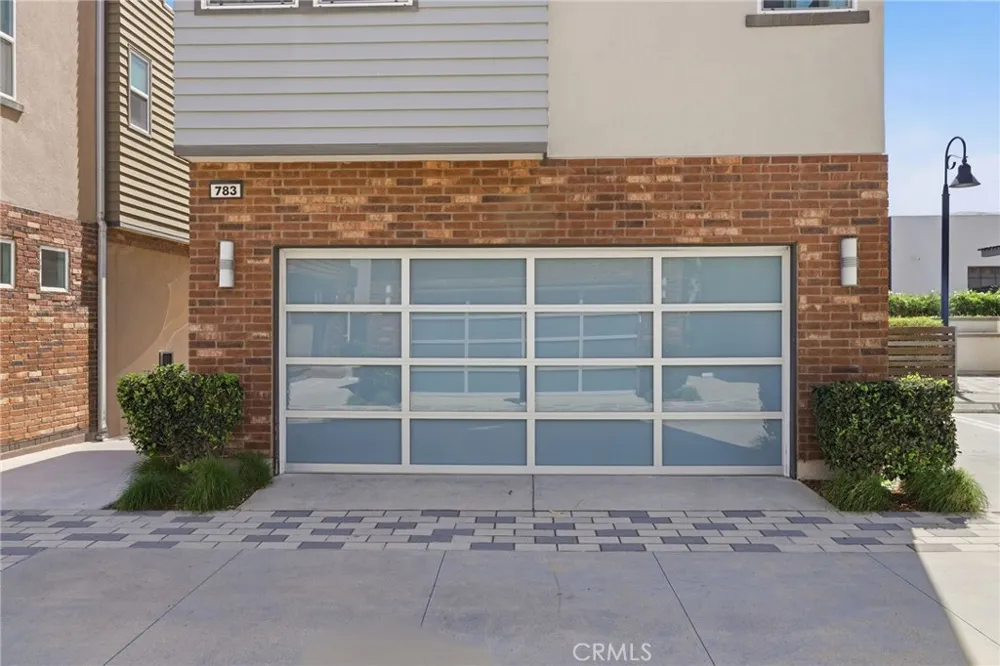 783 Wonder Lane Costa Mesa, CA 92627