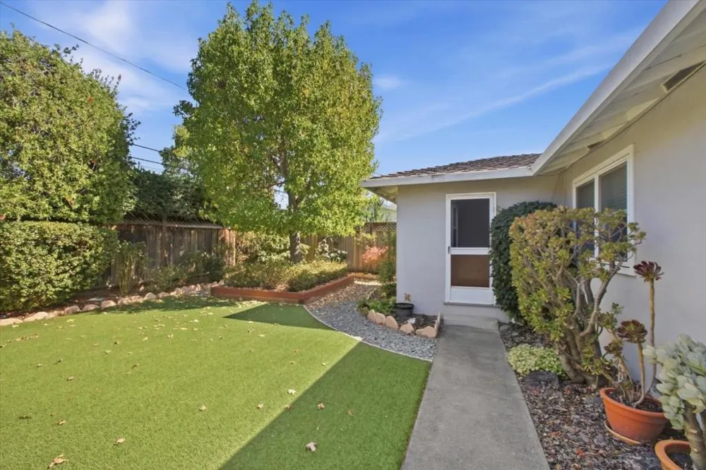 2802 Theresa Lane San Jose, CA 95124