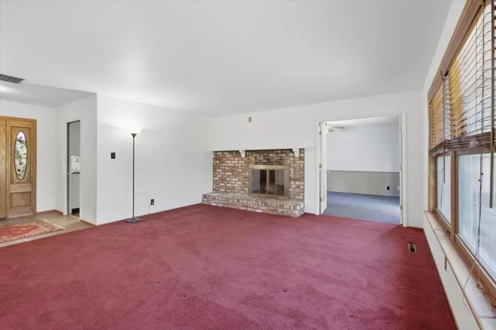 2802 Theresa Lane San Jose, CA 95124