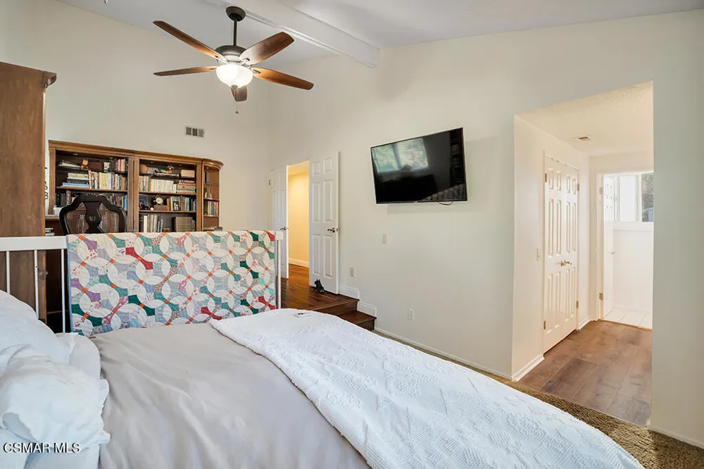 628 Martinique Place Newbury Park, CA 91320