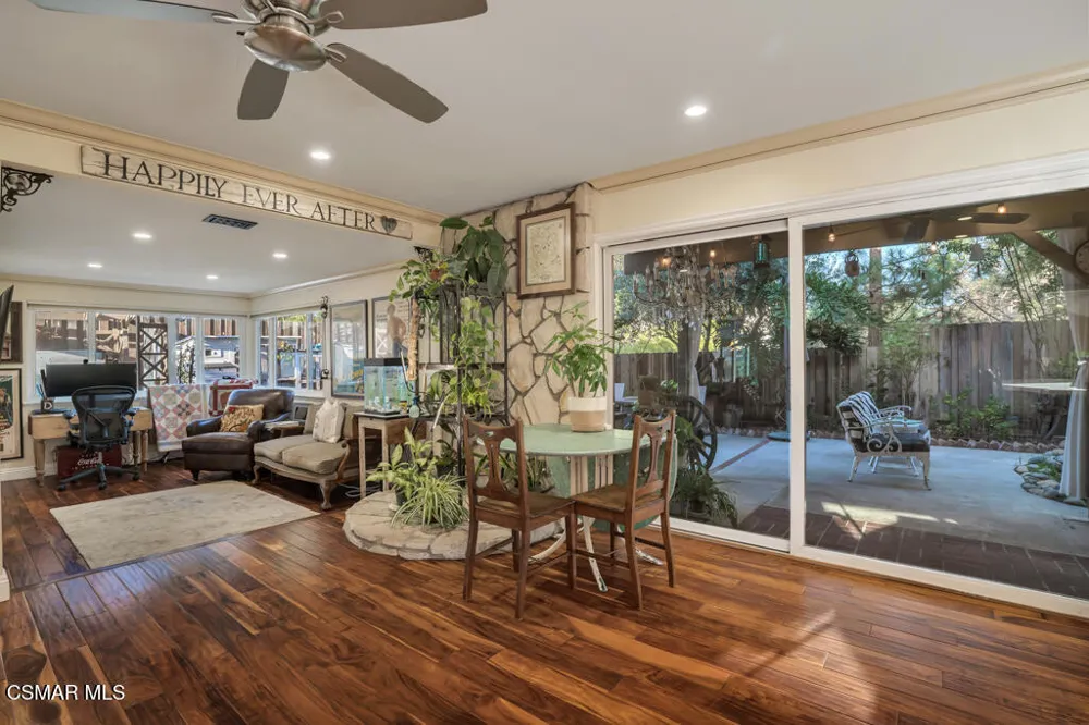 628 Martinique Place Newbury Park, CA 91320