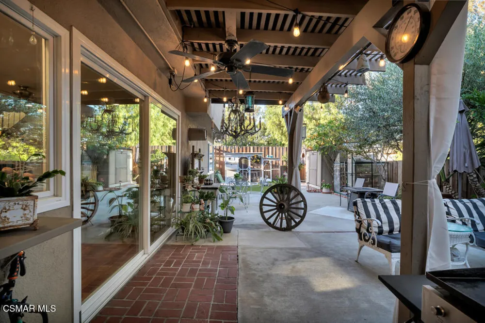 628 Martinique Place Newbury Park, CA 91320