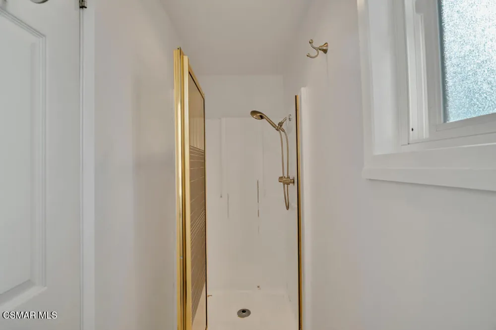 628 Martinique Place Newbury Park, CA 91320