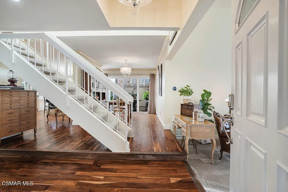 628 Martinique Place Newbury Park, CA 91320