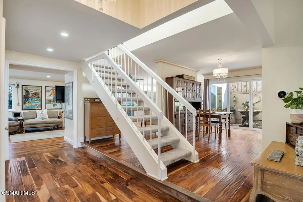 628 Martinique Place Newbury Park, CA 91320