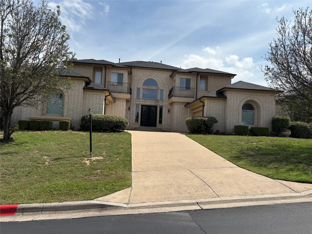 404 Aria Drive Austin, TX 78738