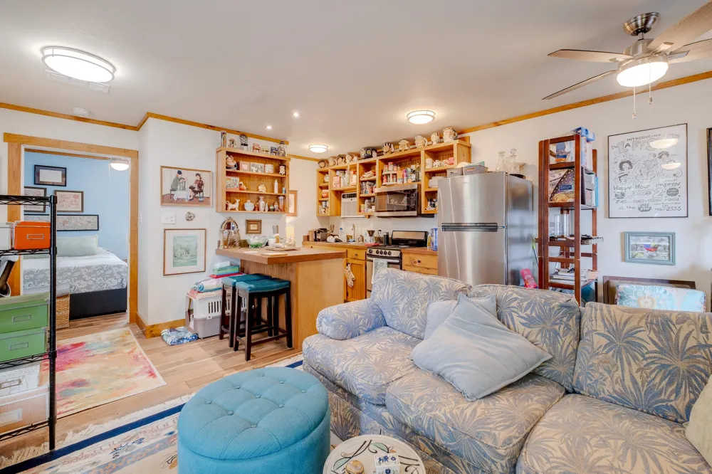 402 Hudgins Street Smithville, TX 78957