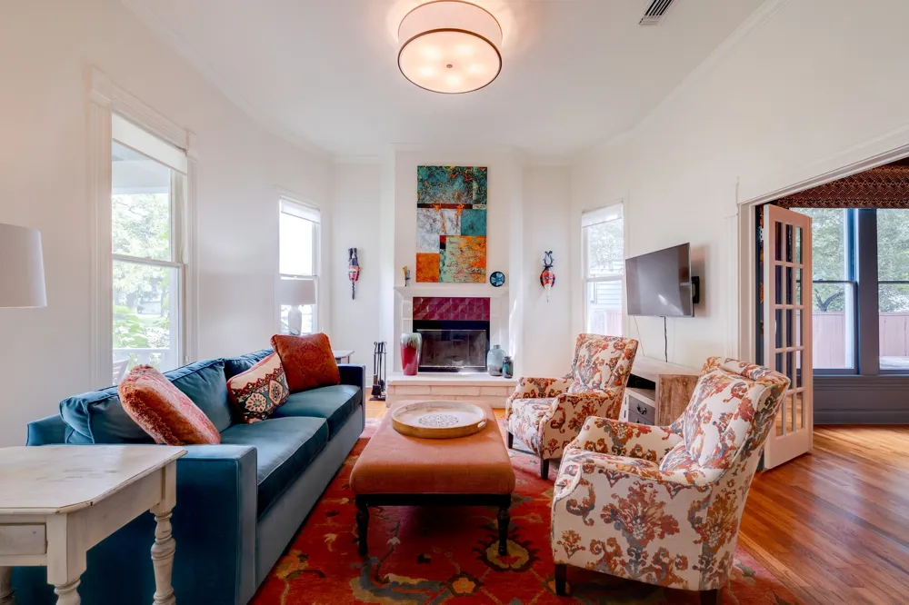 402 Hudgins Street Smithville, TX 78957