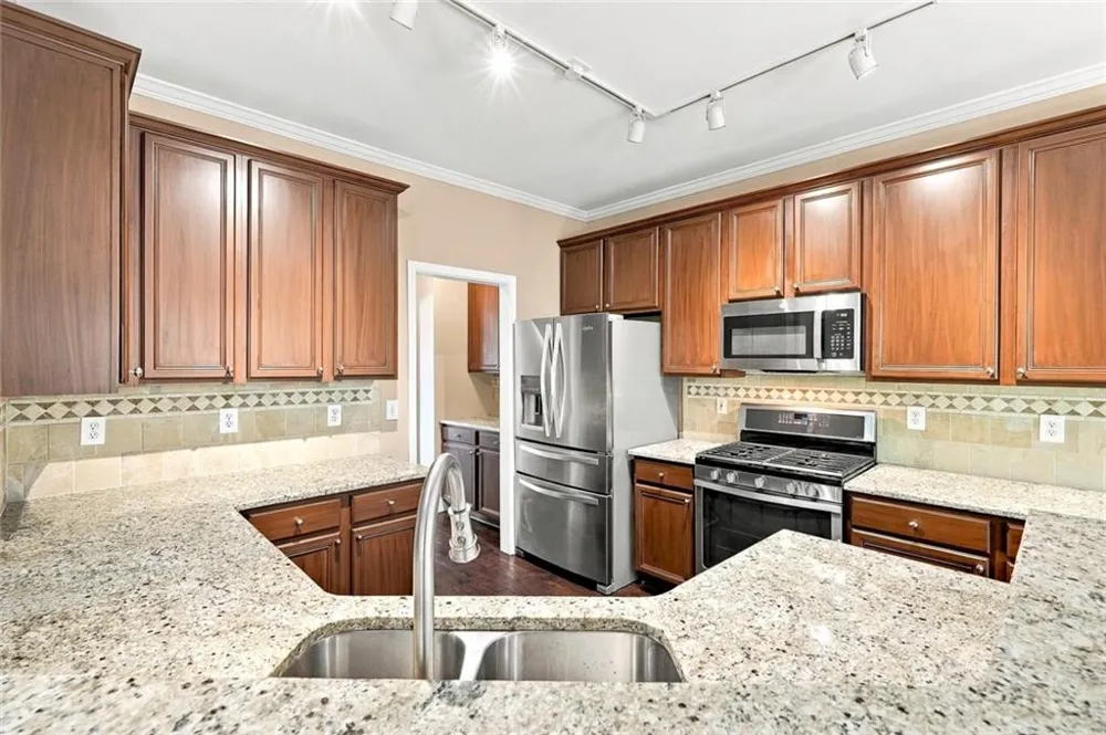 238 Ribbon Leaf View Suwanee, GA 30024