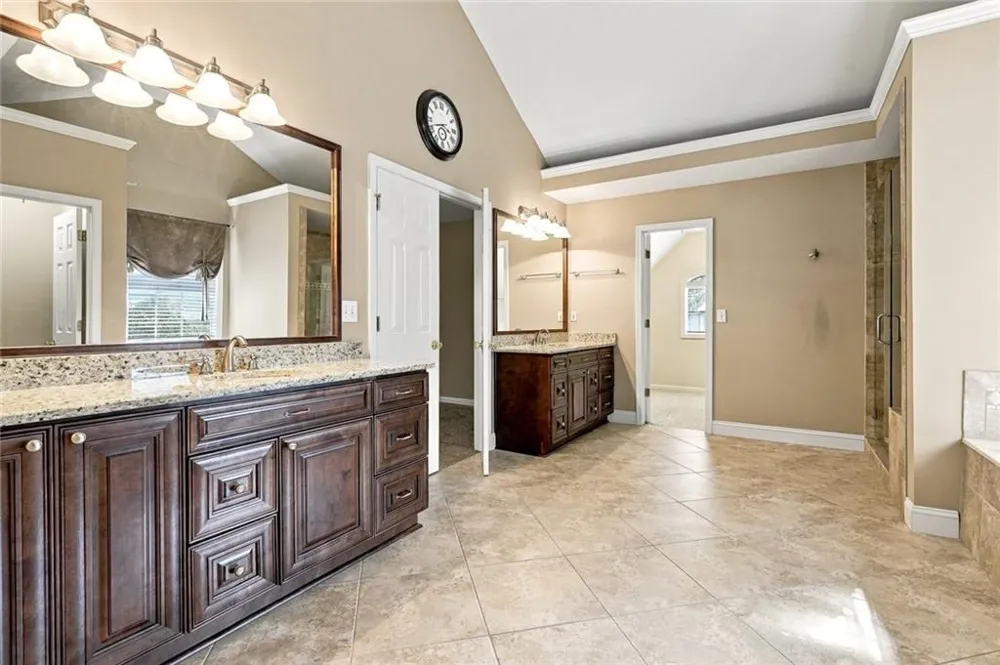 238 Ribbon Leaf View Suwanee, GA 30024