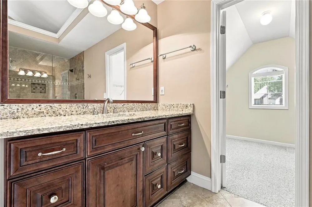 238 Ribbon Leaf View Suwanee, GA 30024
