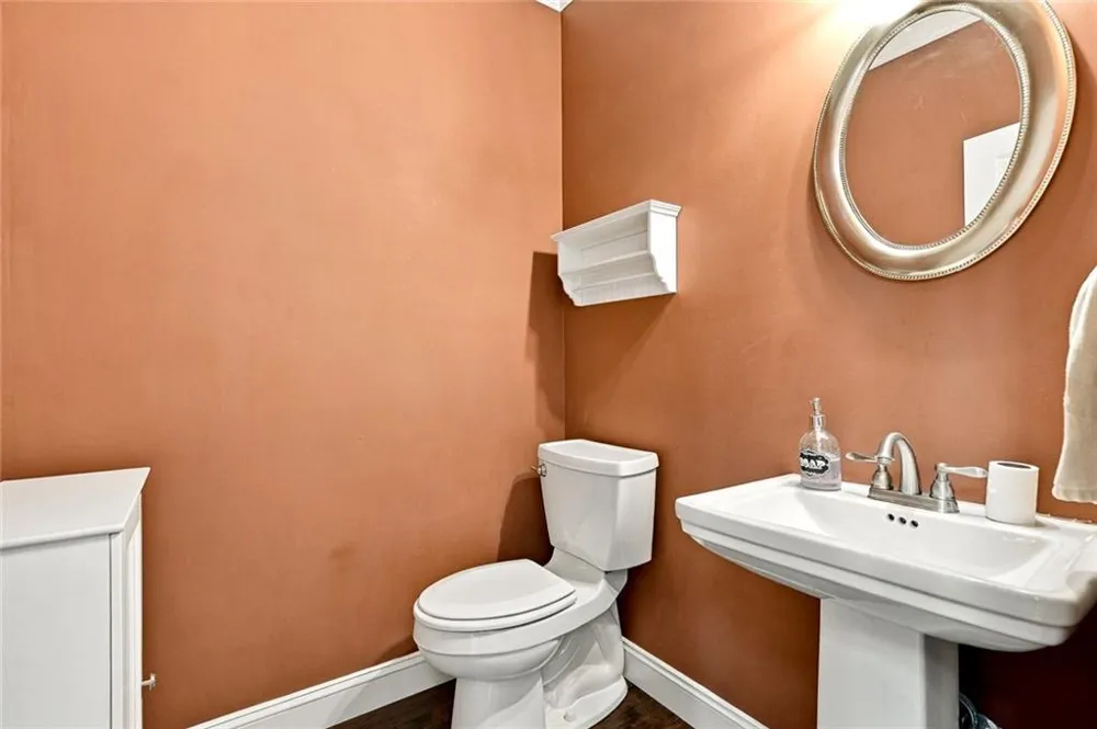 238 Ribbon Leaf View Suwanee, GA 30024