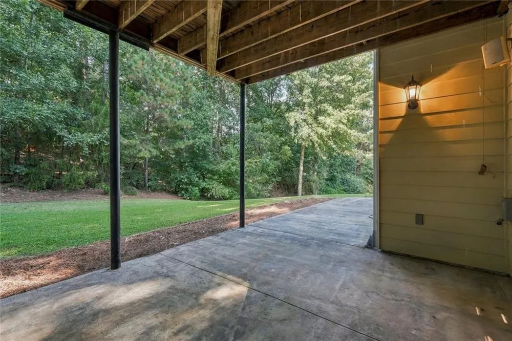 238 Ribbon Leaf View Suwanee, GA 30024