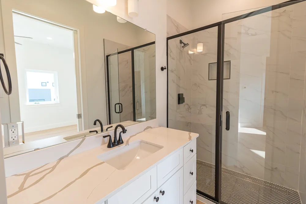 1626 Andrade Place Dallas, TX 75204
