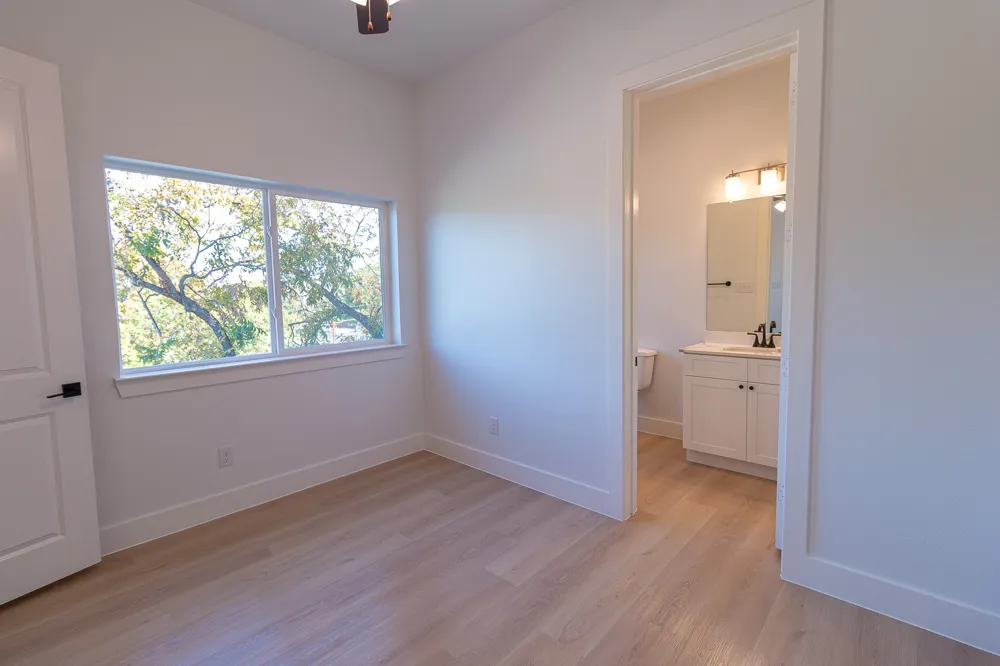 1626 Andrade Place Dallas, TX 75204