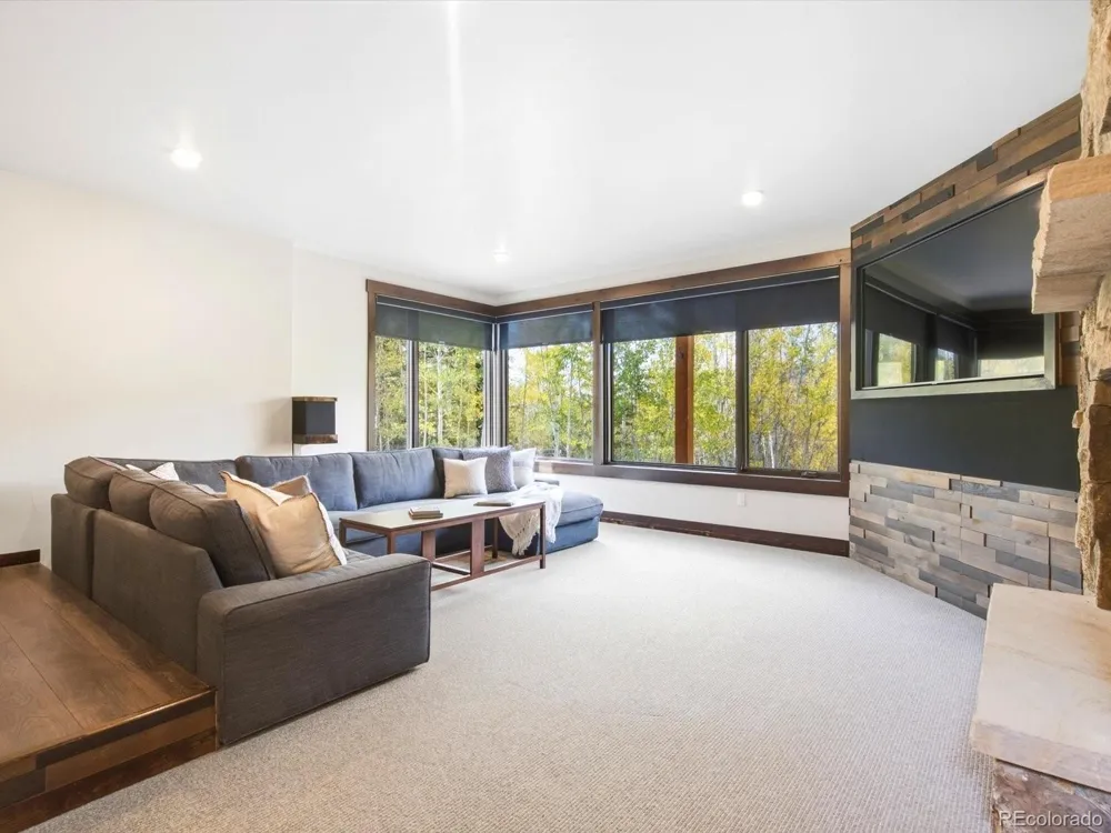 68 Lund Way Silverthorne, CO 80498